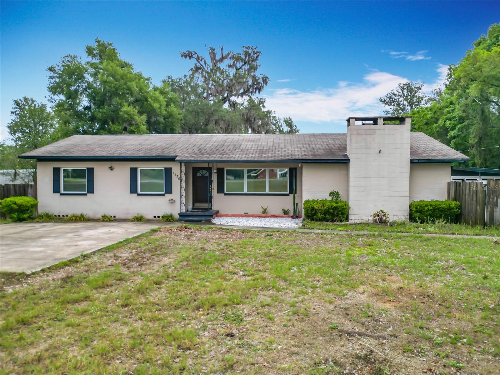 BELLEVIEW - Commercial Sale