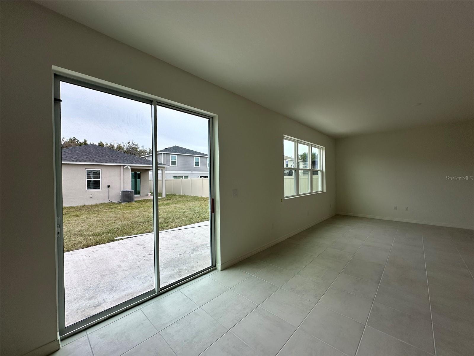 RIVER RUN - Residential Lease