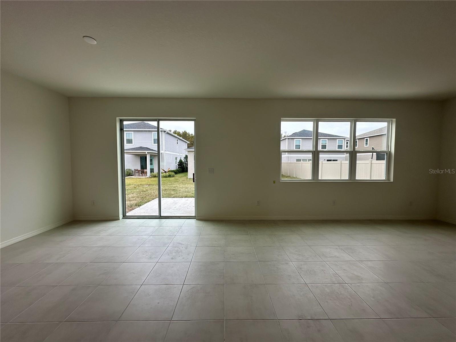 RIVER RUN - Residential Lease