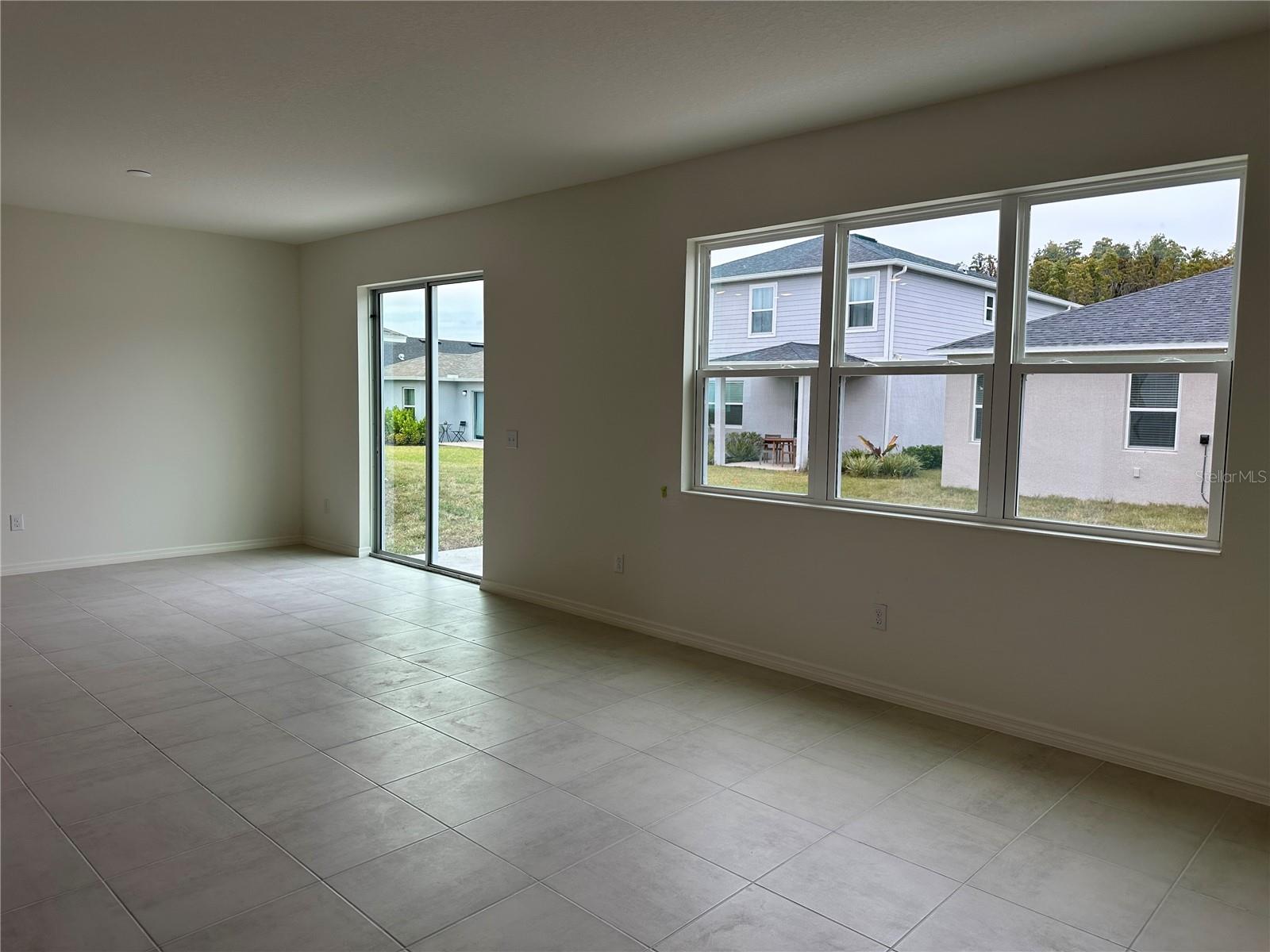 RIVER RUN - Residential Lease