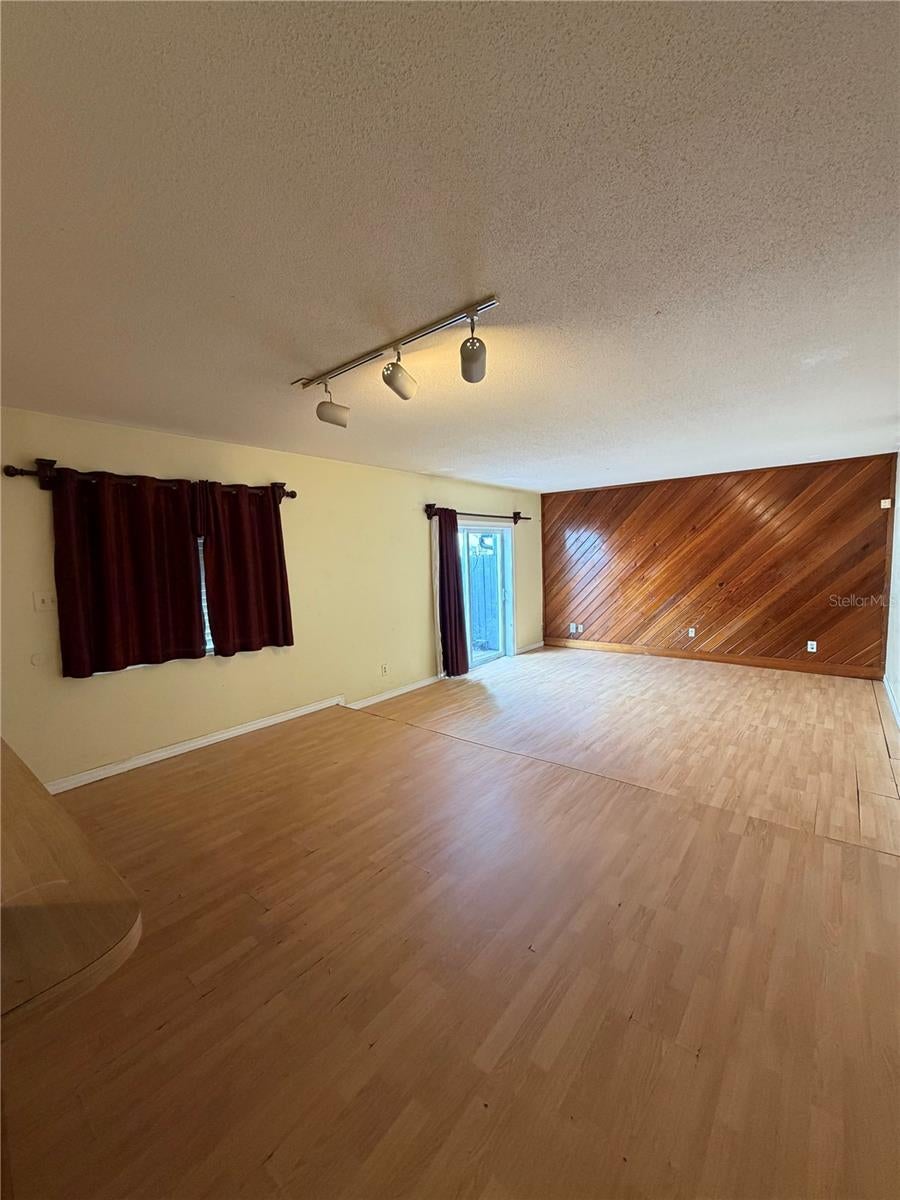 Photo of 1000 S Semoran Blvd #603, Winter Park, FL 32792 (MLS # O6420027)