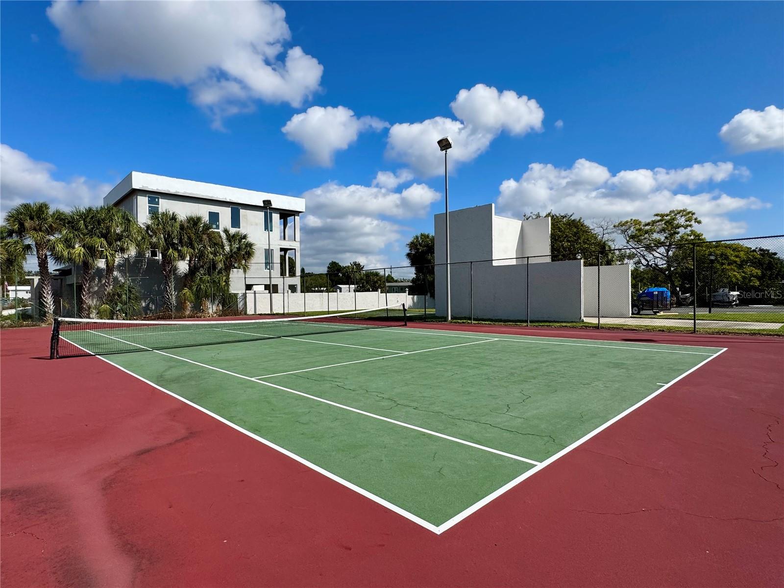 TUDOR CAY CONDO - Residential Lease