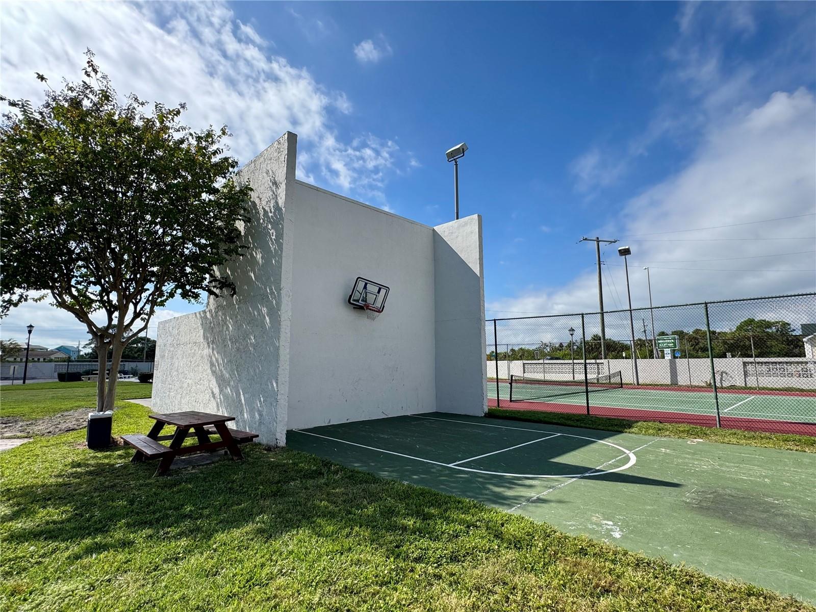 TUDOR CAY CONDO - Residential Lease