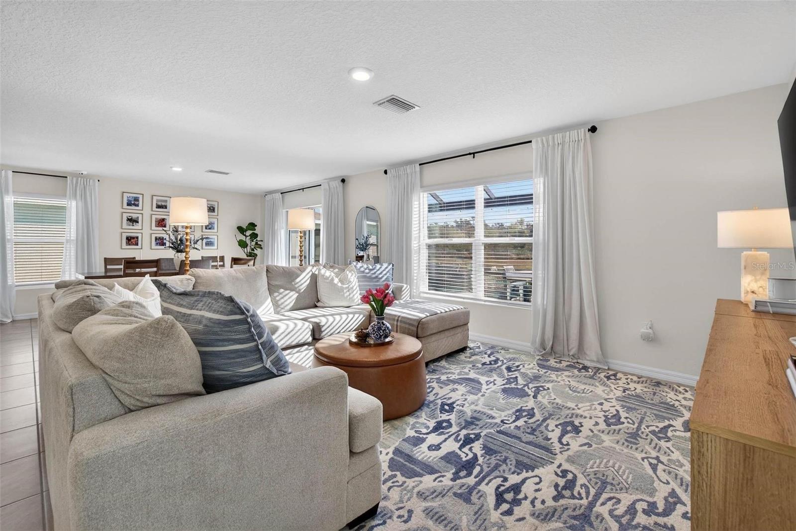 SILVERSTONE NORTH - Residential