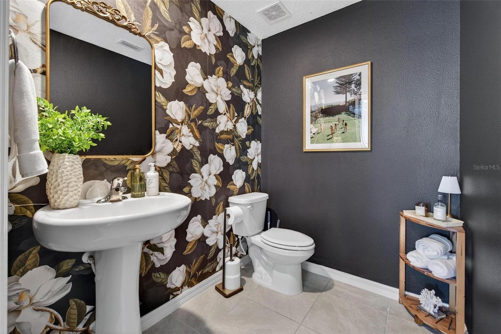 SILVERSTONE NORTH - Residential