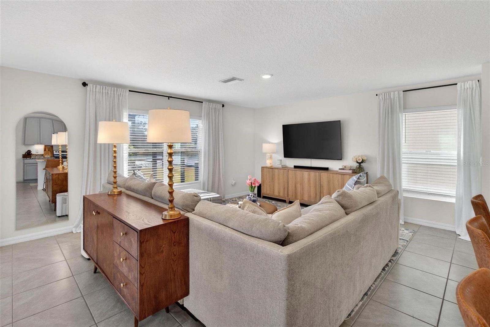 SILVERSTONE NORTH - Residential