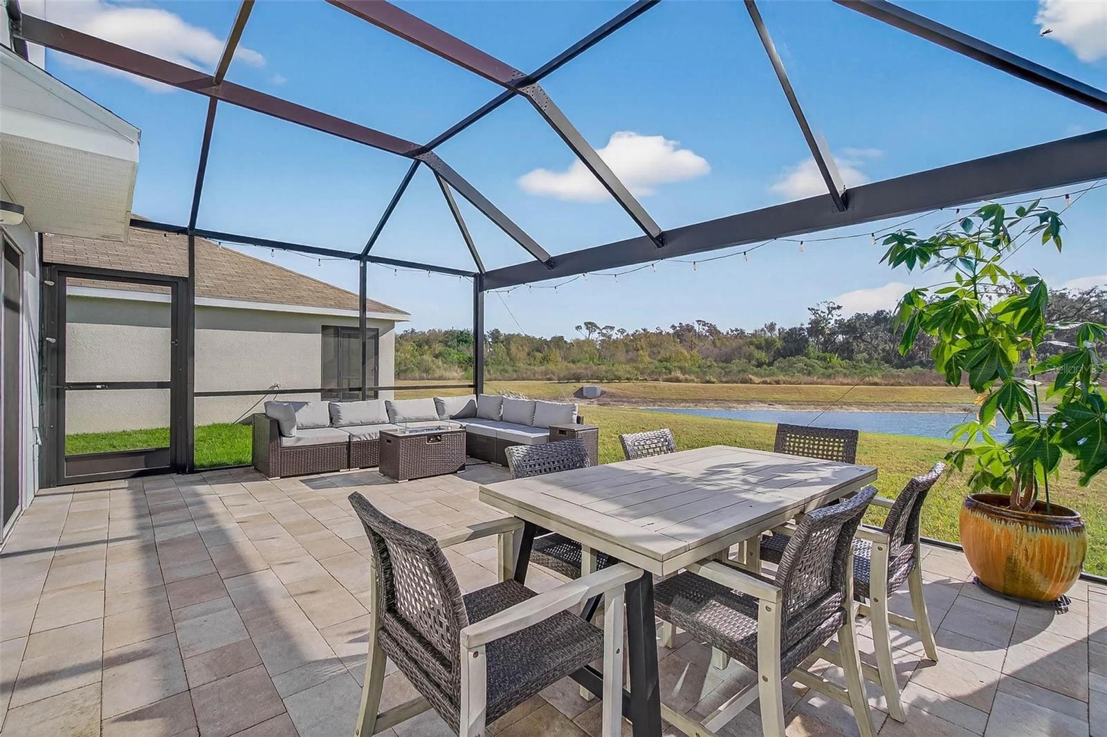 SILVERSTONE NORTH - Residential