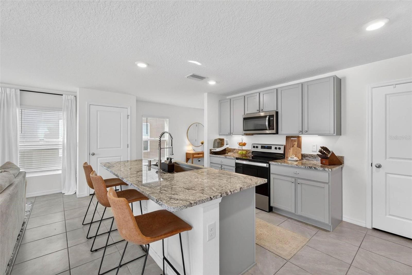 SILVERSTONE NORTH - Residential