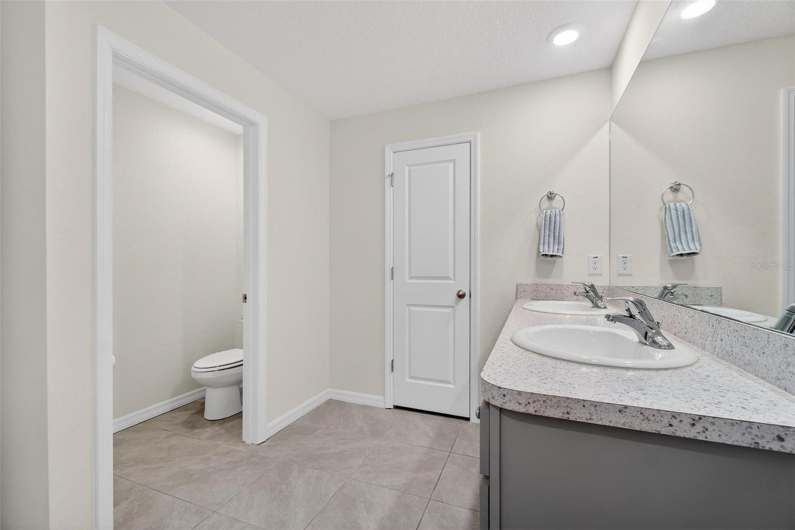 SILVERSTONE NORTH - Residential