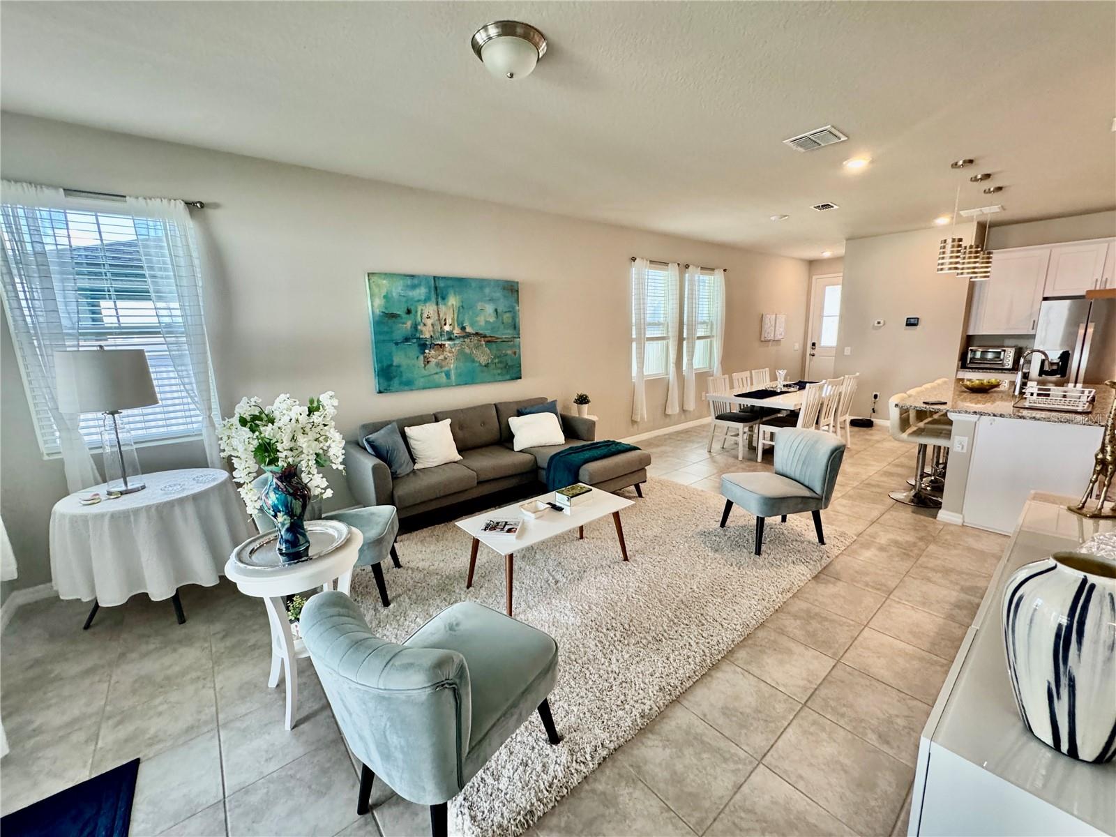 VILLAGES AT MINNEOLA HILLS - Residential Lease