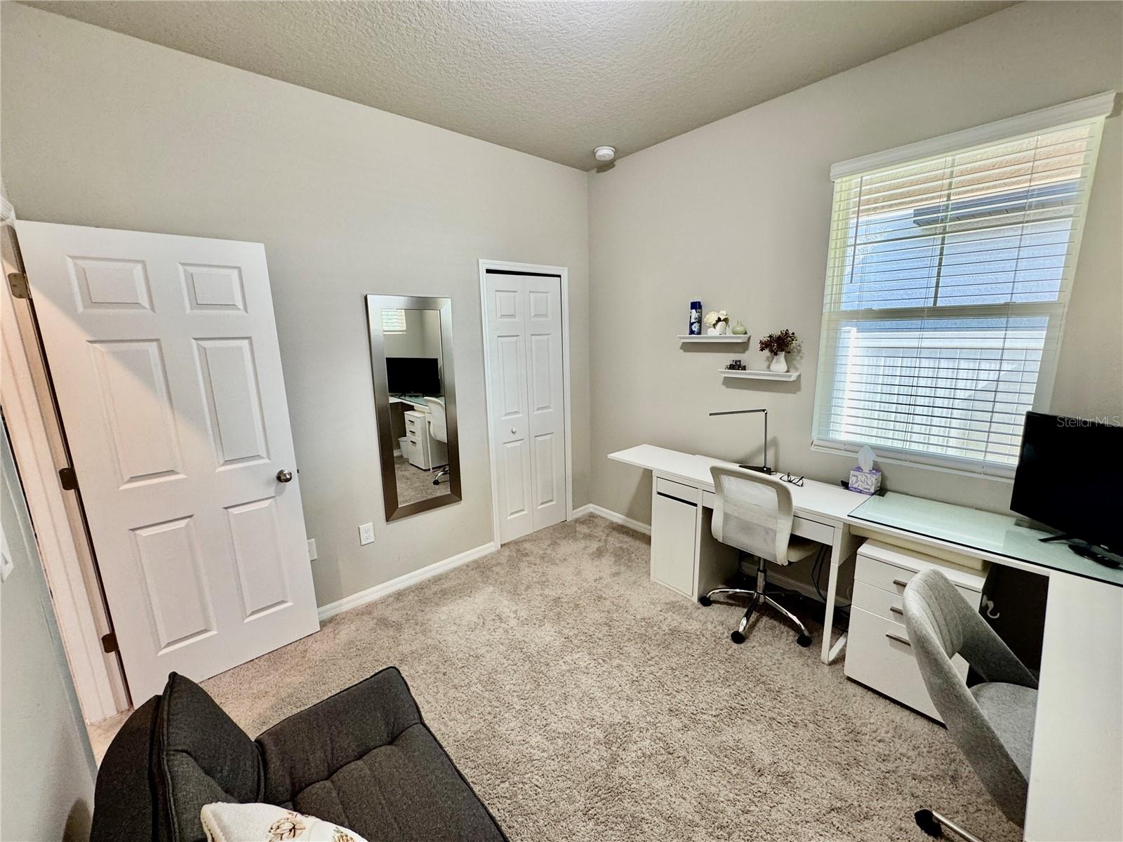 VILLAGES AT MINNEOLA HILLS - Residential Lease