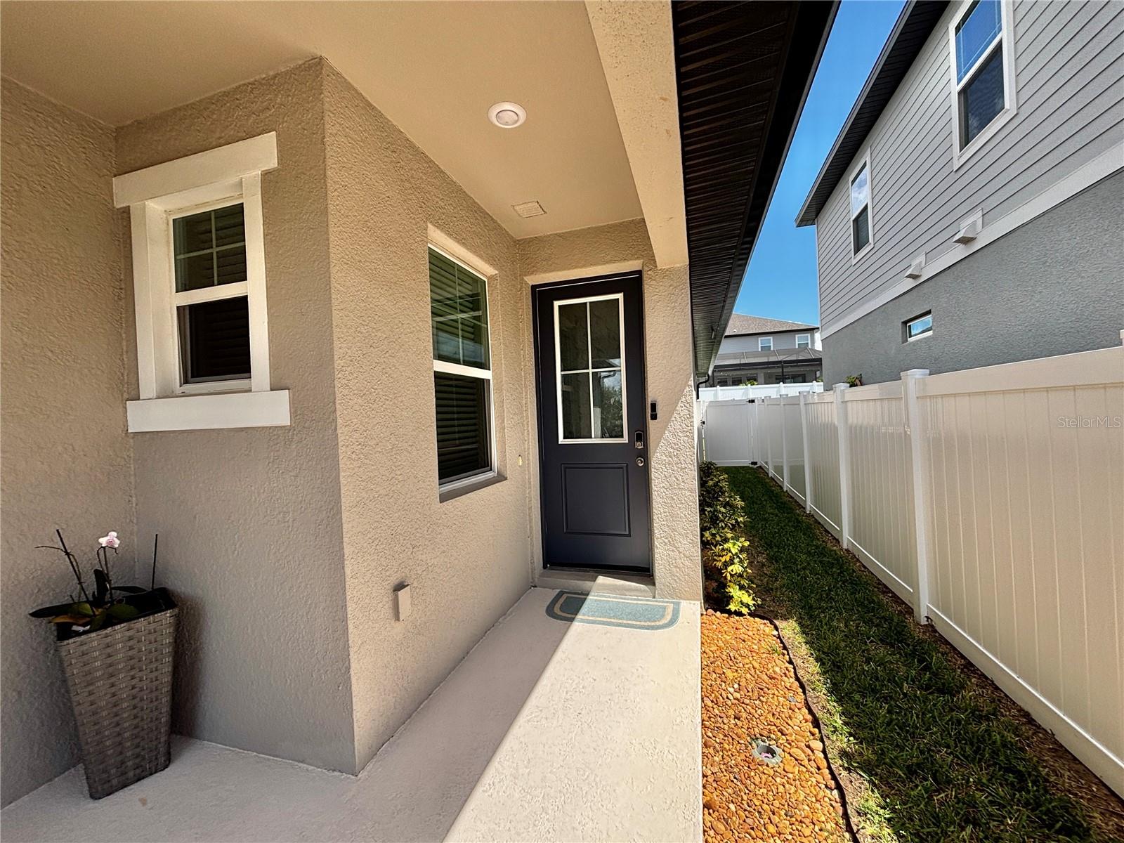 VILLAGES AT MINNEOLA HILLS - Residential Lease