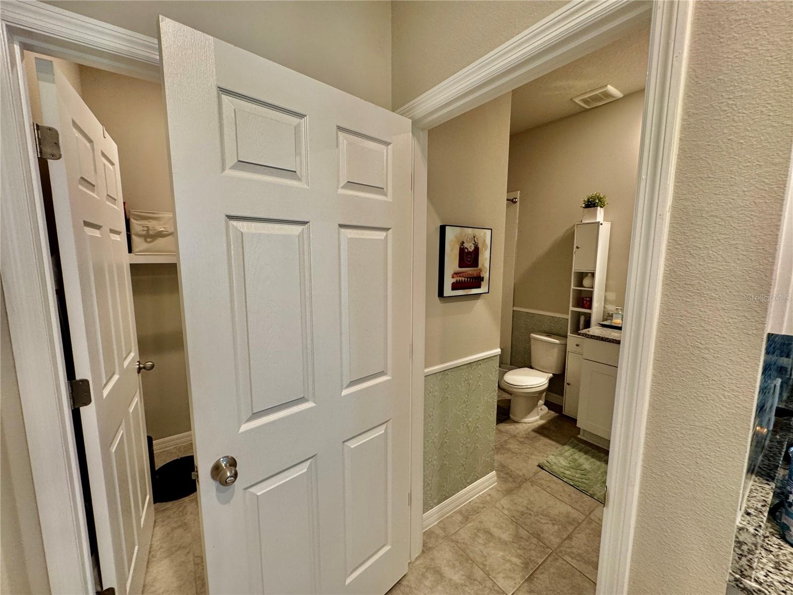 VILLAGES AT MINNEOLA HILLS - Residential Lease