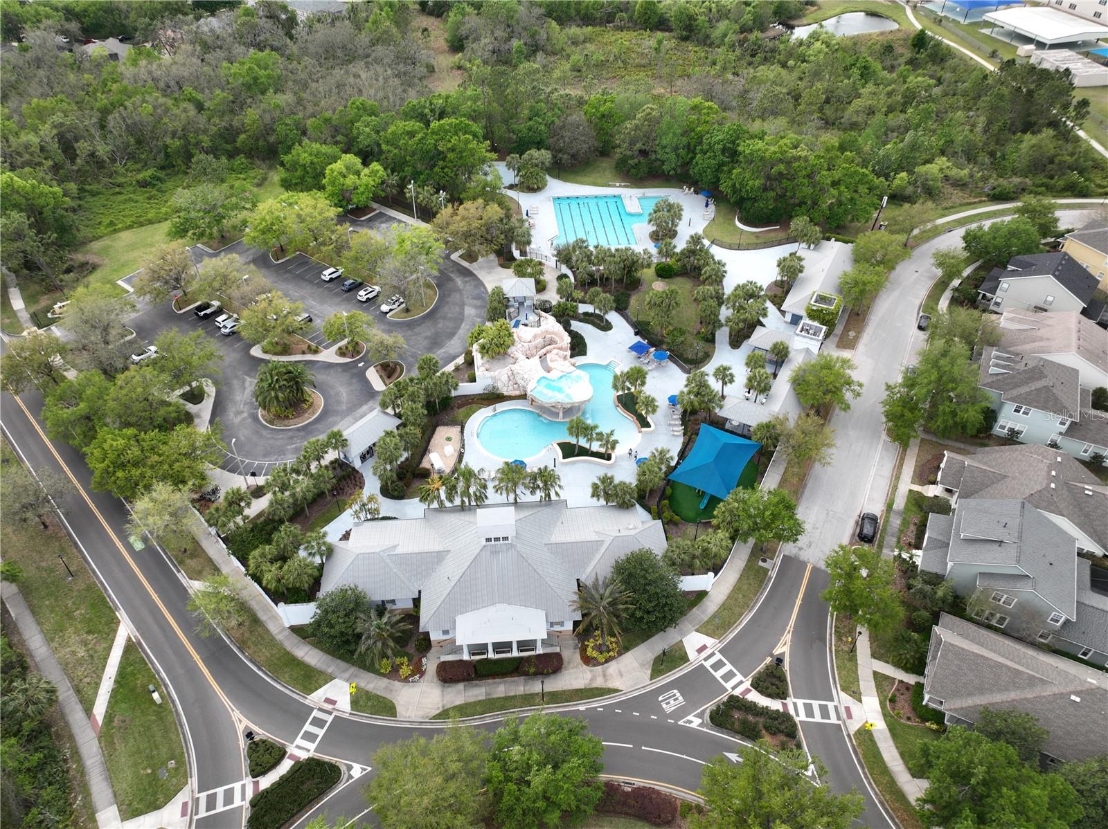 FISHHAWK RANCH TOWNCENTER PHAS - Residential Lease