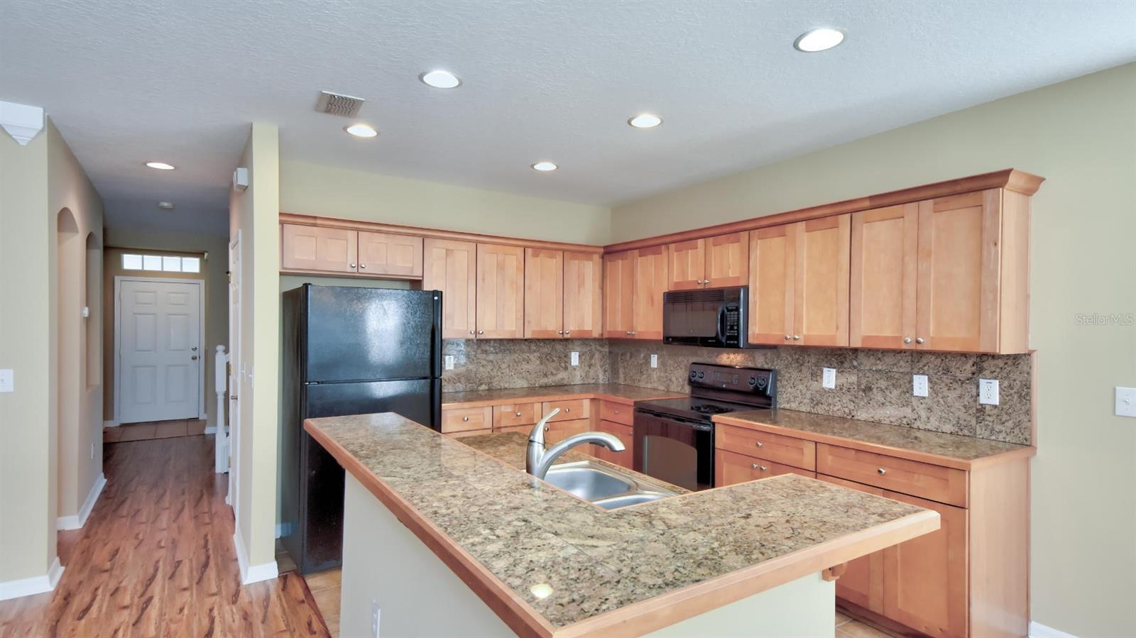 FISHHAWK RANCH TOWNCENTER PHAS - Residential Lease