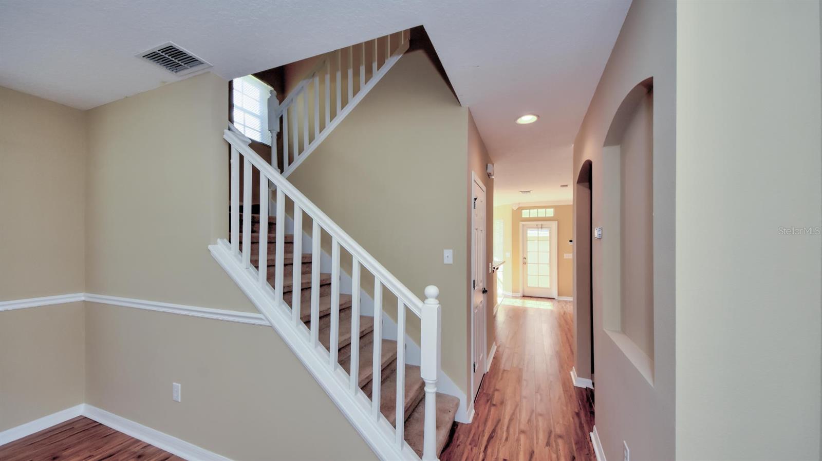 FISHHAWK RANCH TOWNCENTER PHAS - Residential Lease