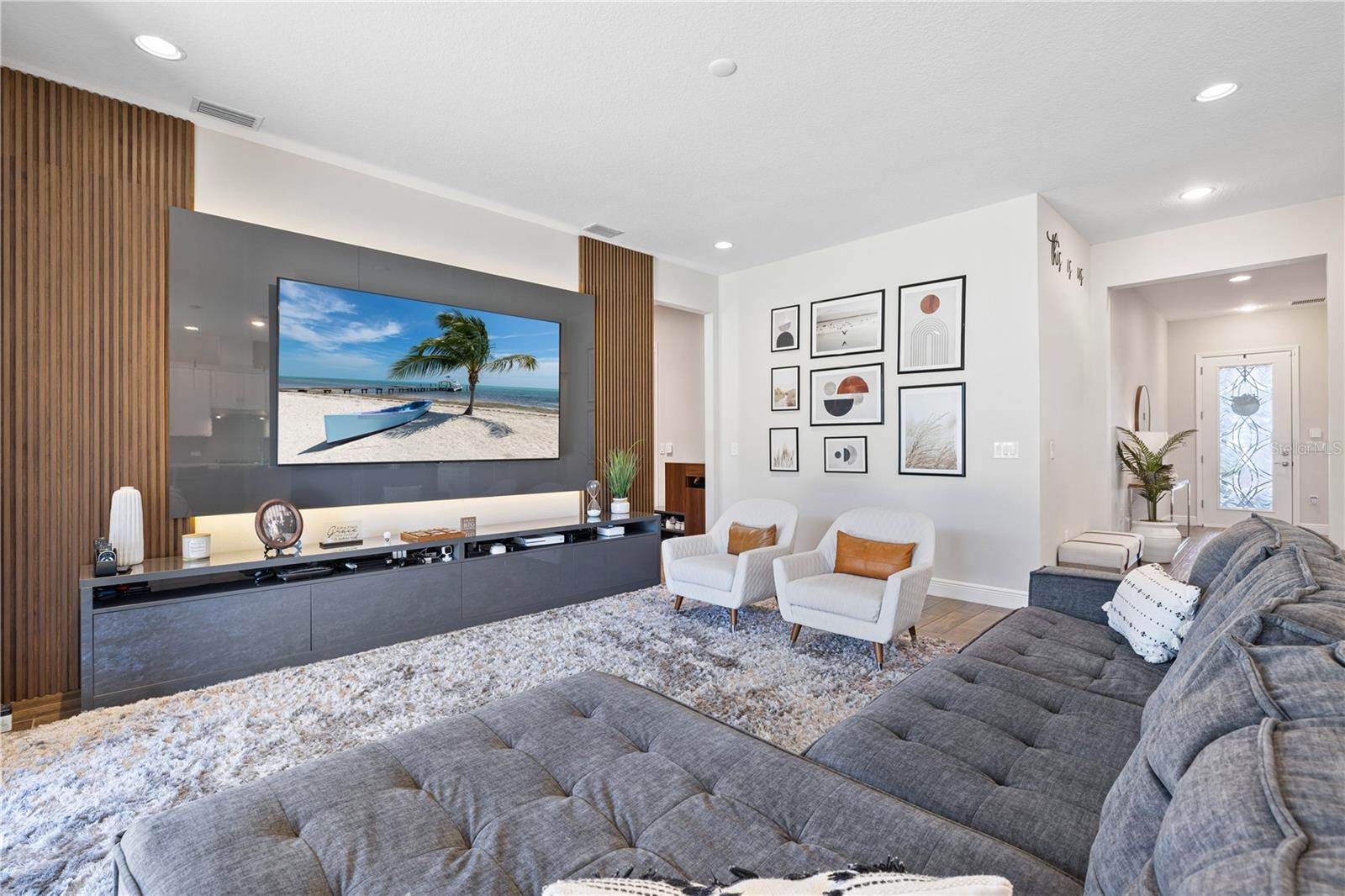 HIGHLANDS AT SUMMERLAKE GROVES - Residential