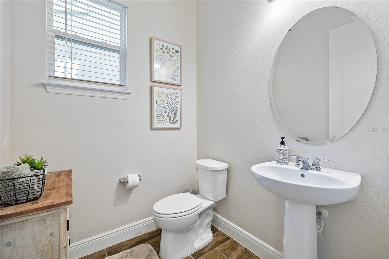 HIGHLANDS AT SUMMERLAKE GROVES - Residential