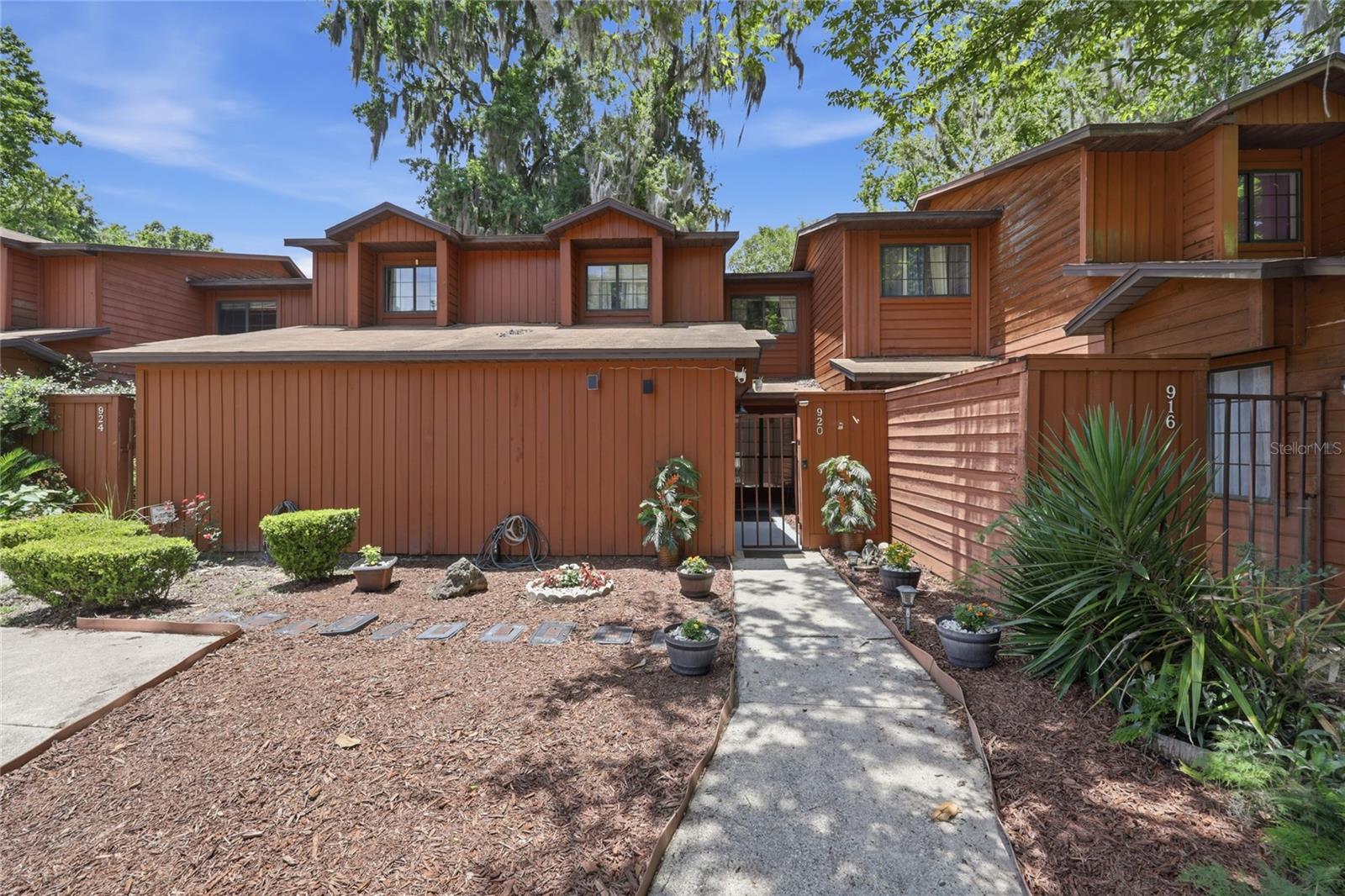 920 SW 55TH TERRACE