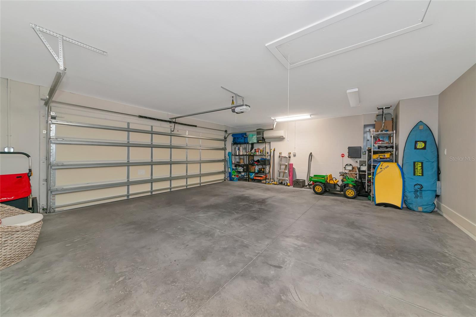 SOUTH GATE - Residential