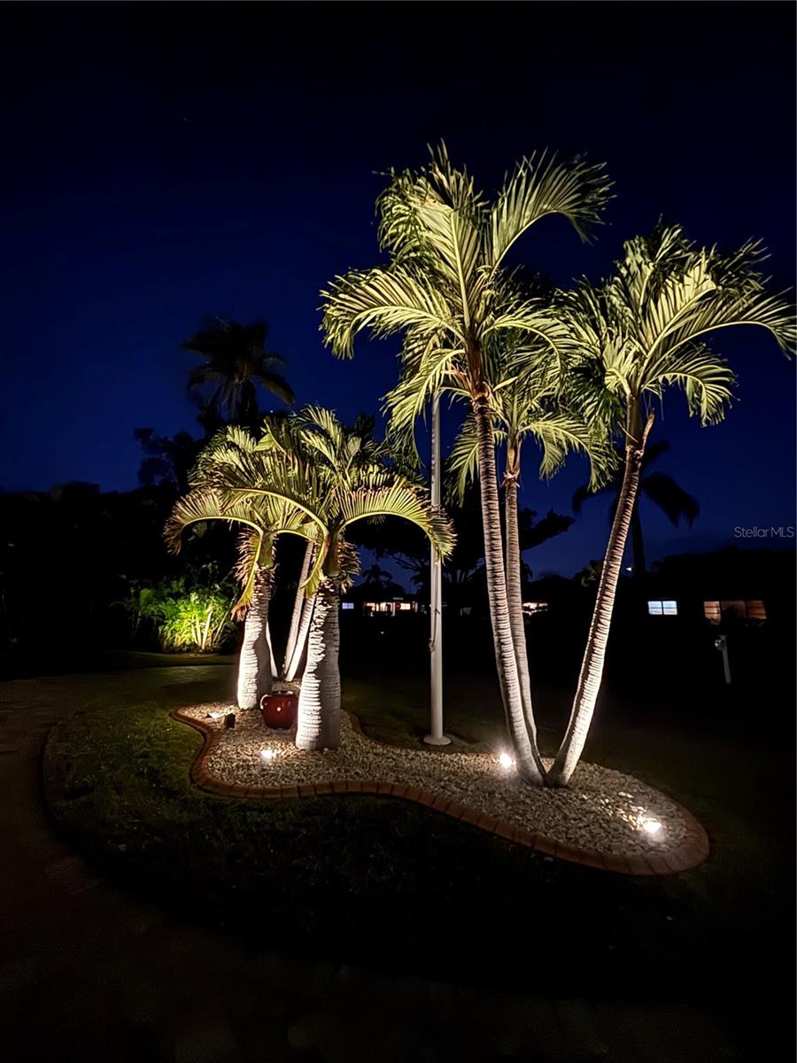 SOUTH GATE - Residential