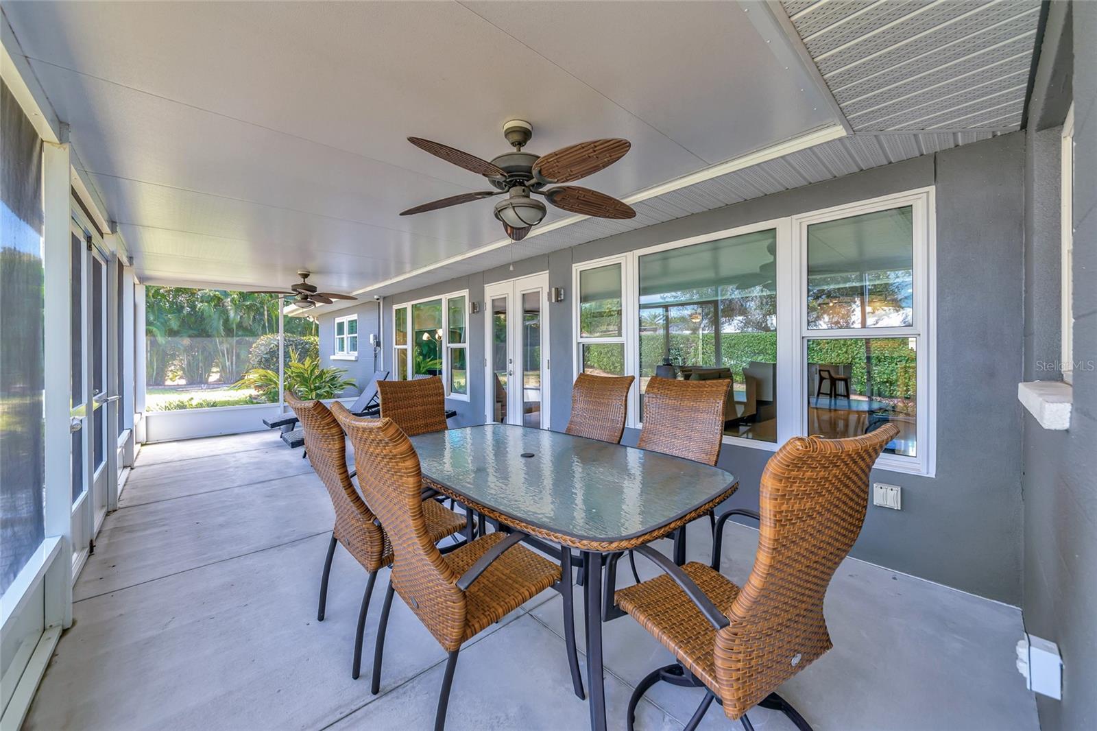 SOUTH GATE - Residential