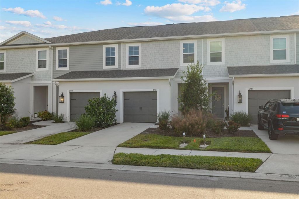 Photo of 8561 Canyon Creek Trail #L, Parrish, FL 34219 (MLS # A4672813)