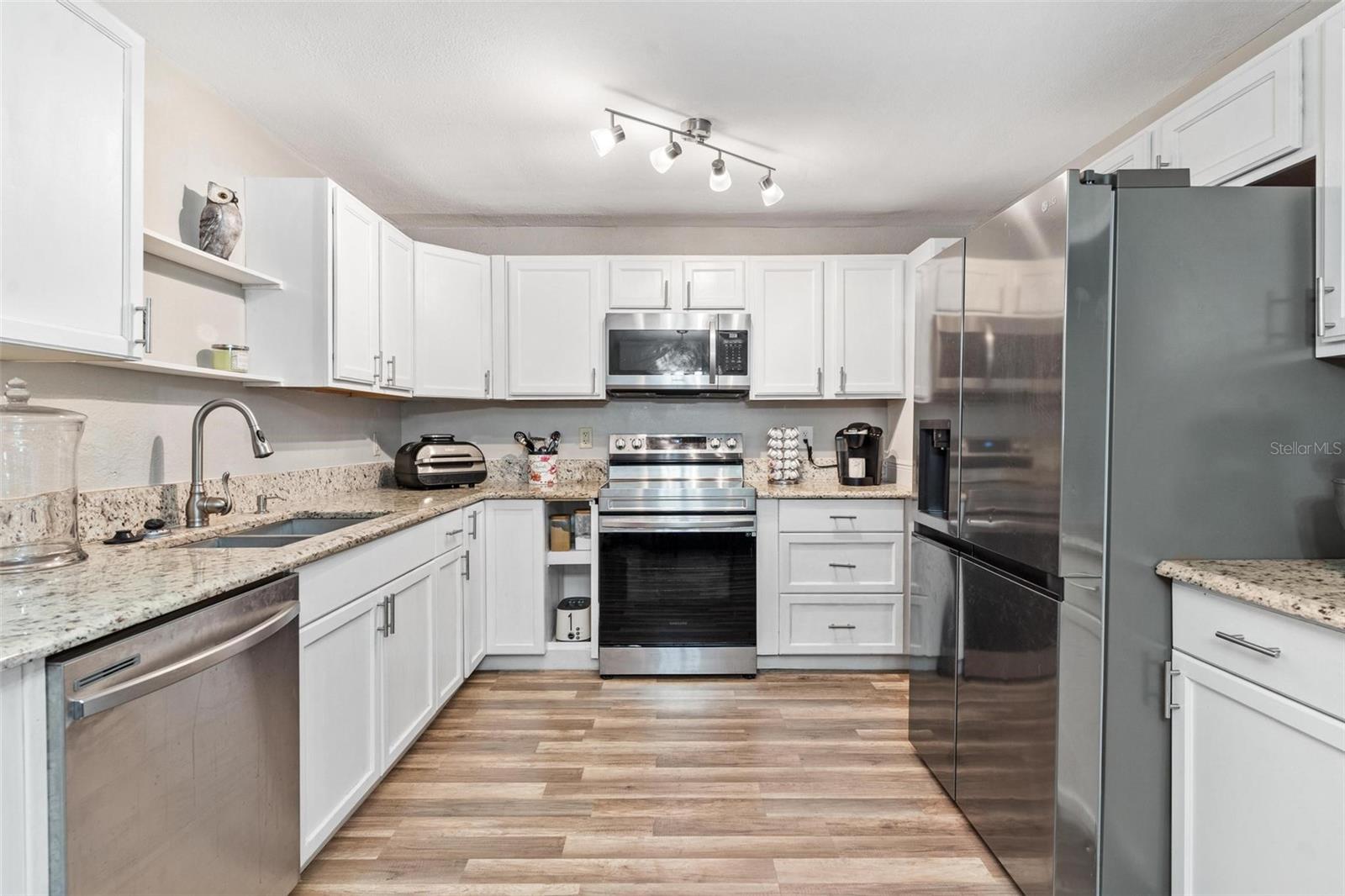 UMATILLA ORANGE COURT - Residential