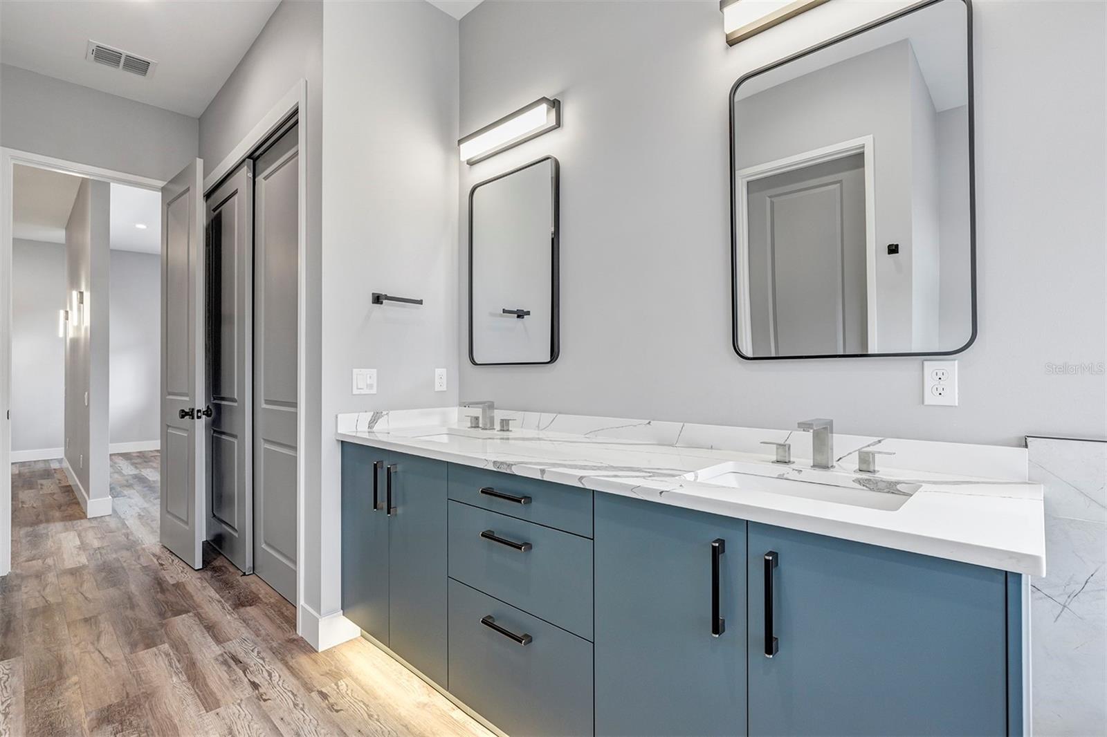HANDSONHURST - Residential