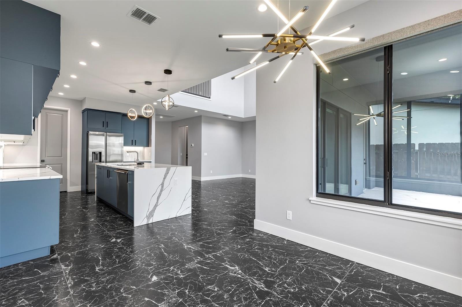 HANDSONHURST - Residential