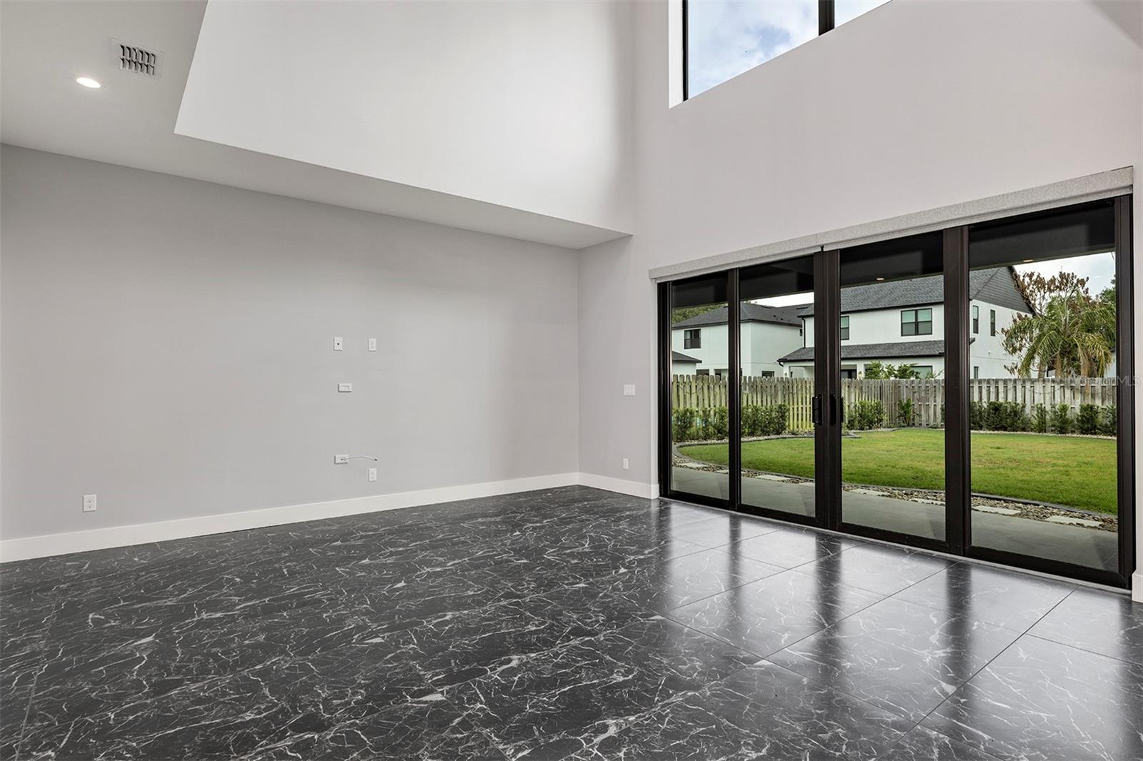 HANDSONHURST - Residential