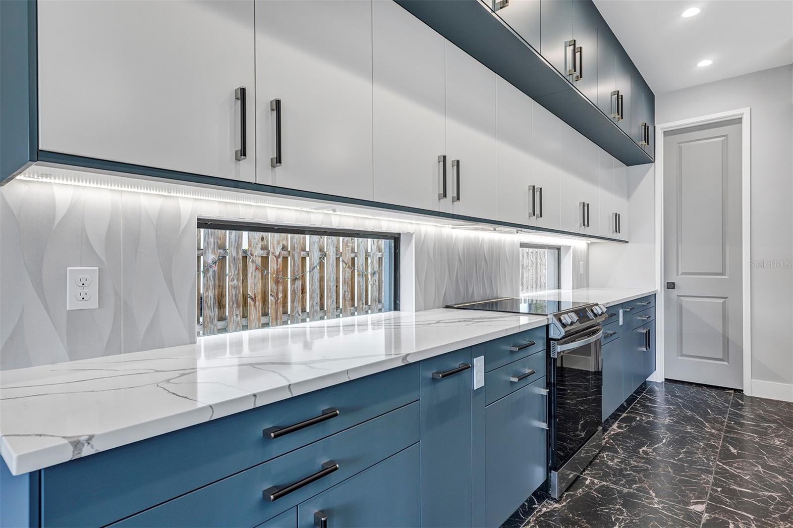 HANDSONHURST - Residential