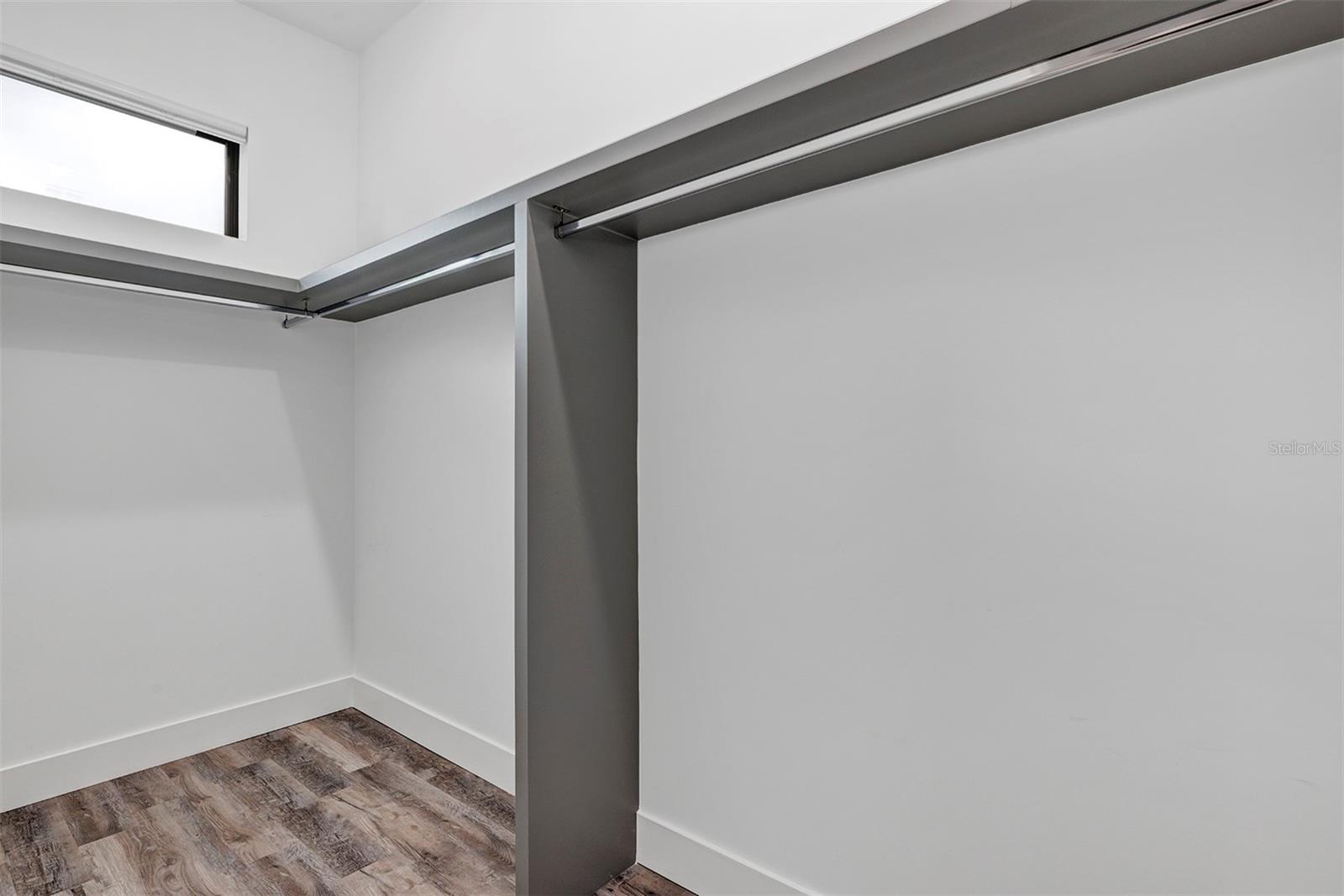 HANDSONHURST - Residential