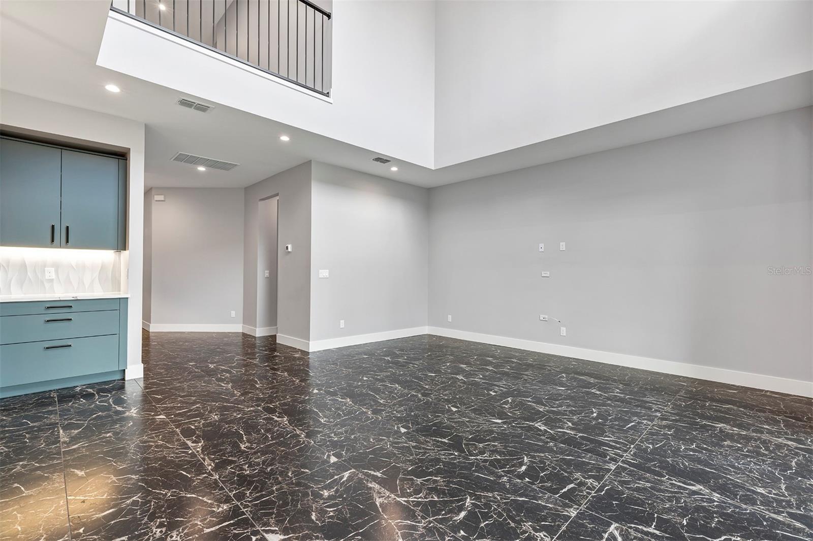HANDSONHURST - Residential