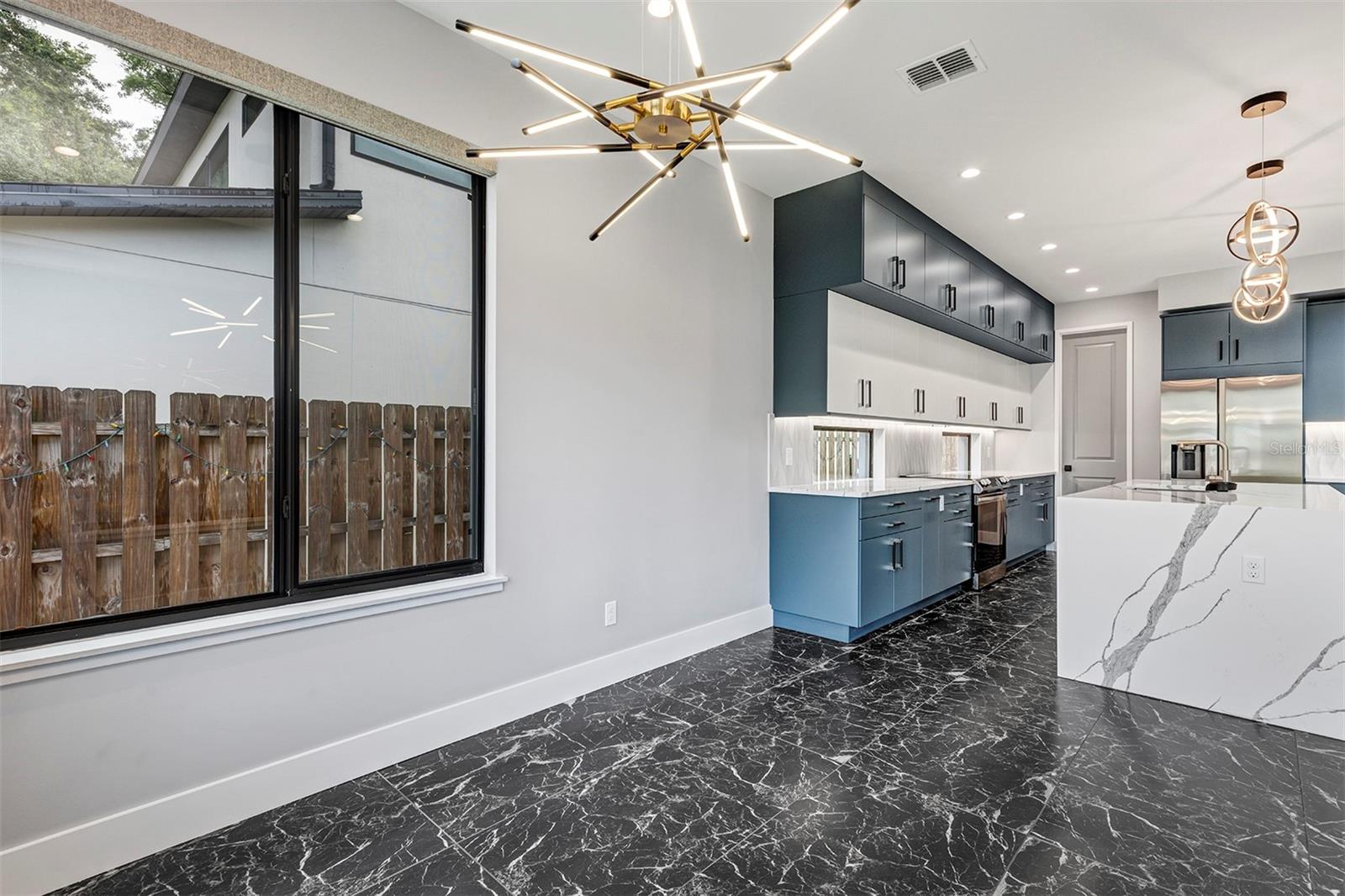 HANDSONHURST - Residential