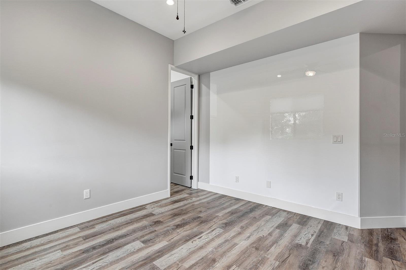 HANDSONHURST - Residential
