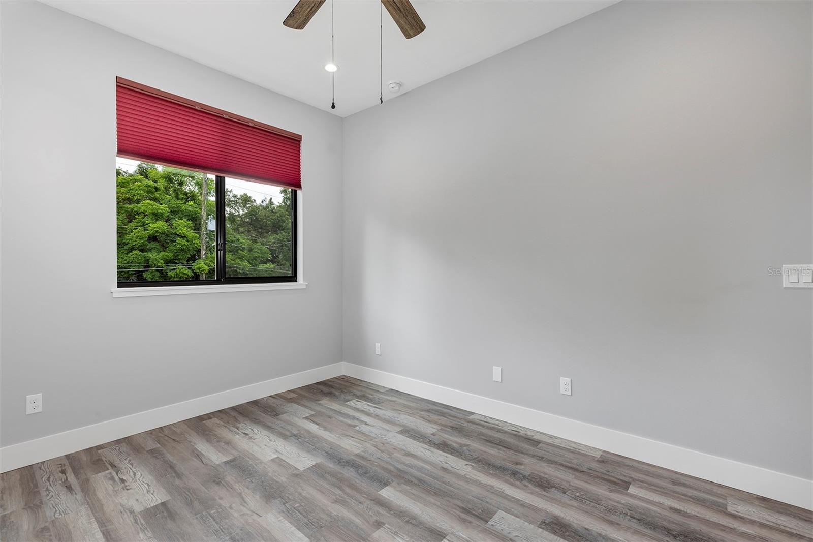 HANDSONHURST - Residential