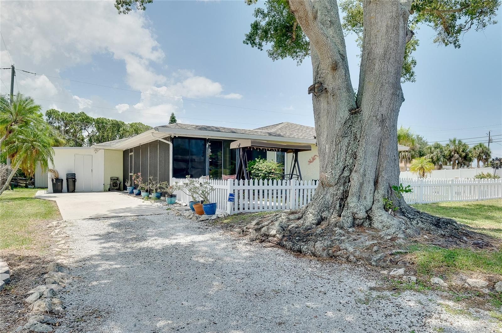 4311 POMPANO ROAD