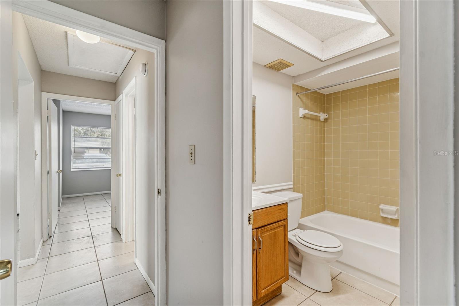 LAKE GIBSON VILLAS - Residential Income