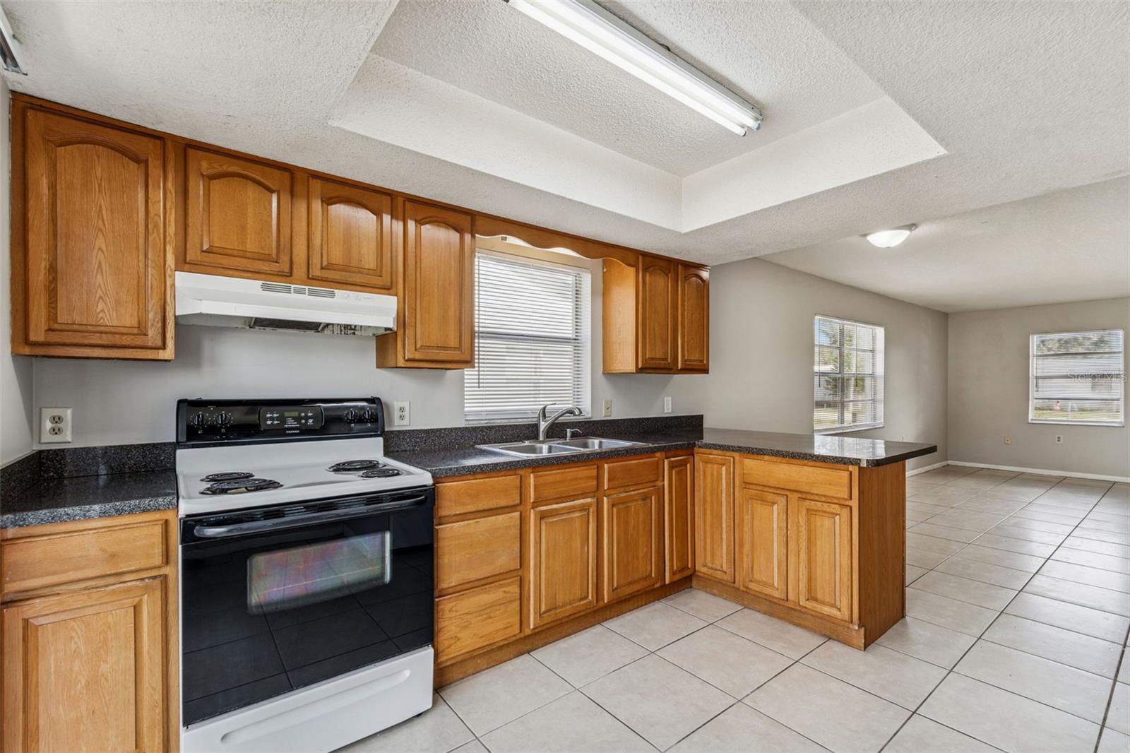 LAKE GIBSON VILLAS - Residential Income