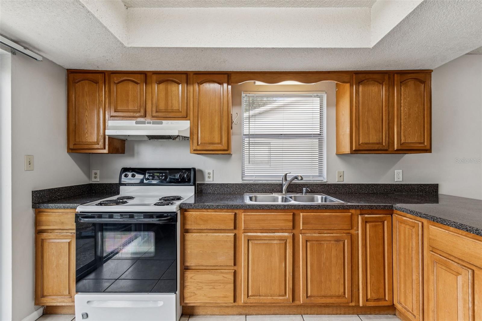 LAKE GIBSON VILLAS - Residential Income