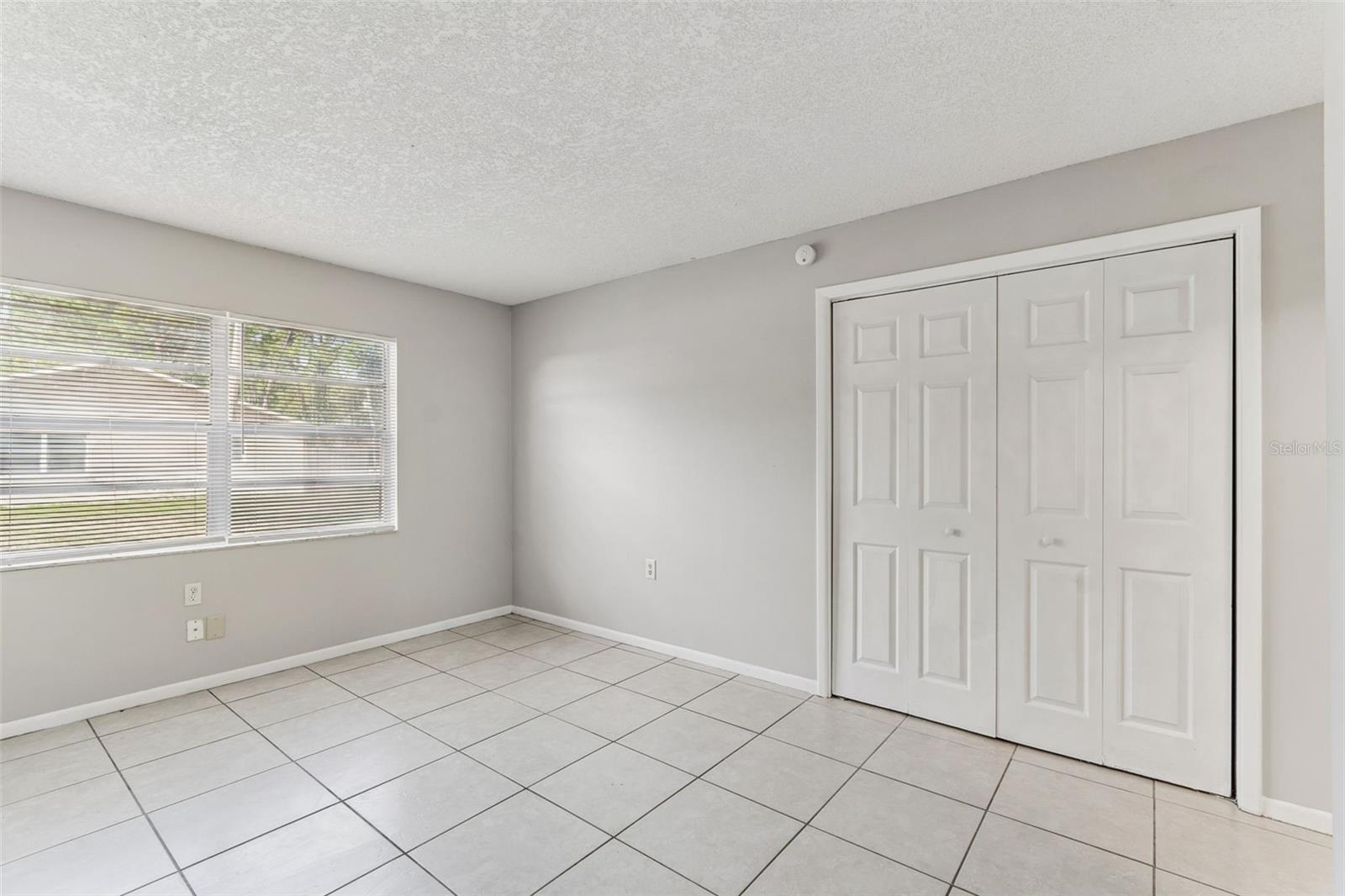 LAKE GIBSON VILLAS - Residential Income