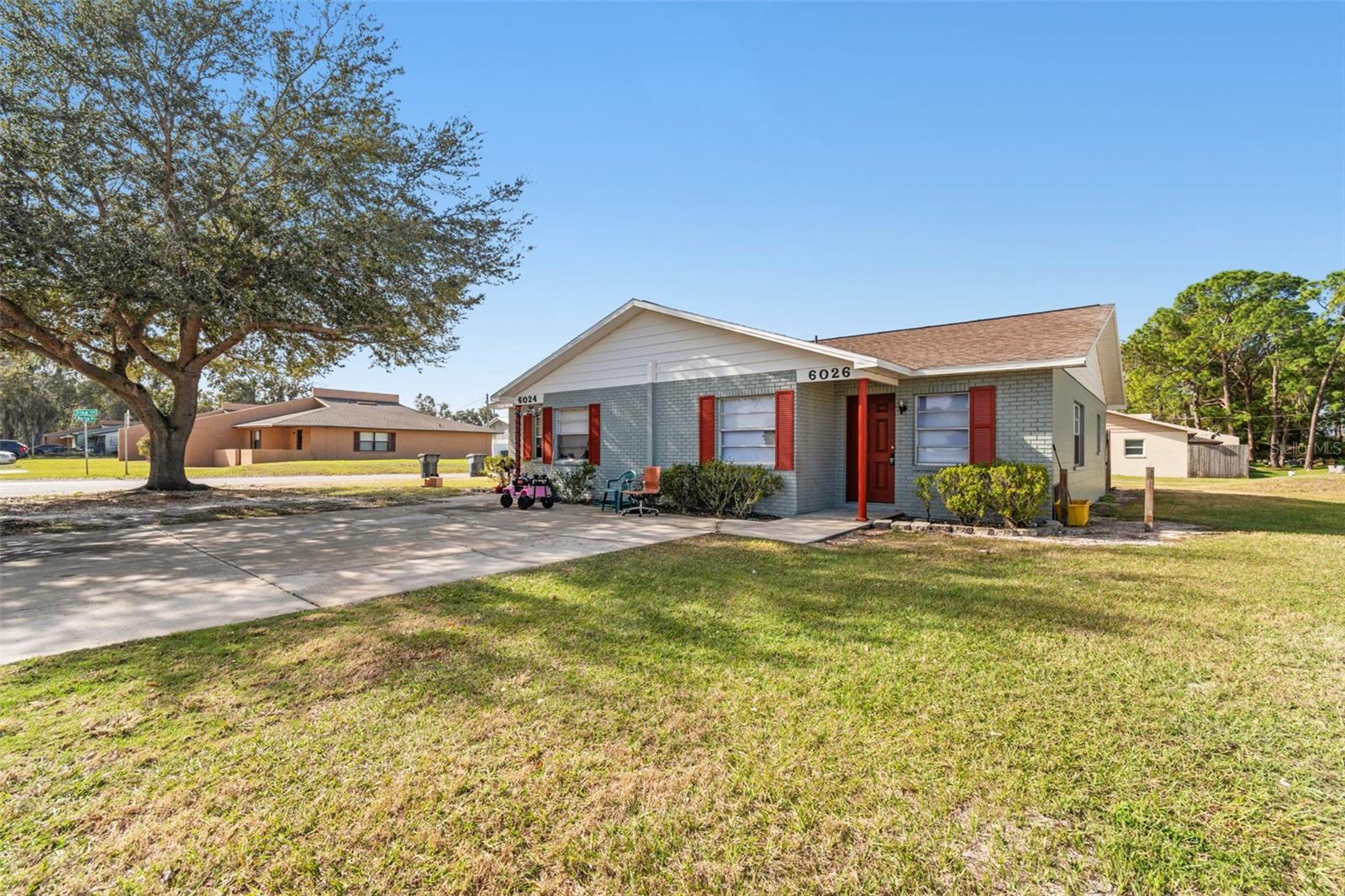 LAKE GIBSON VILLAS - Residential Income