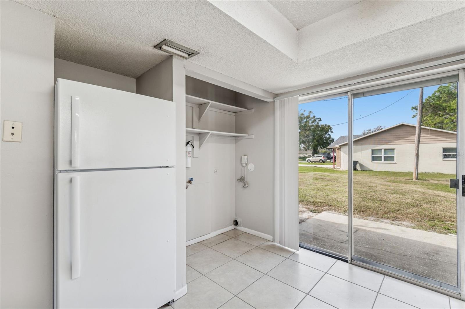 LAKE GIBSON VILLAS - Residential Income