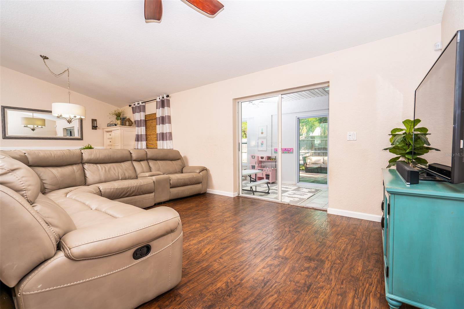 Riverview Court - Residential