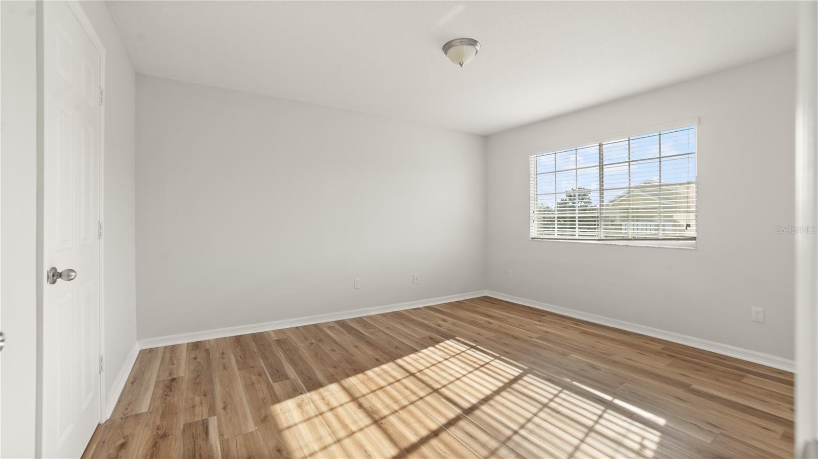 1183 HONEY BLOSSOM DRIVE