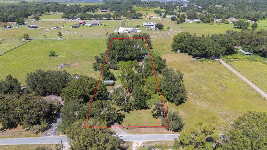 Photo of 216 Corbett Road, Lithia, FL 33547 (MLS # L4956483)