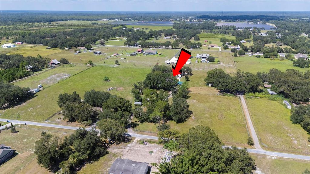 Photo of 216 Corbett Road, Lithia, FL 33547 (MLS # L4956483)