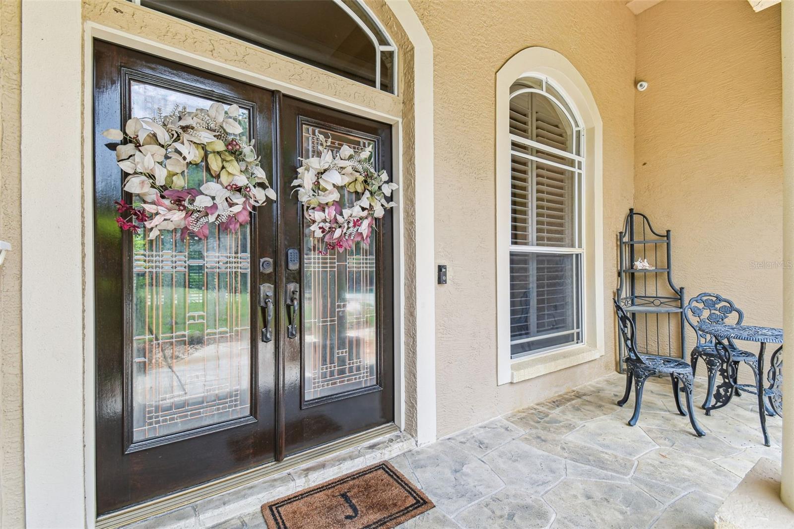 17906 LORETTA LANE