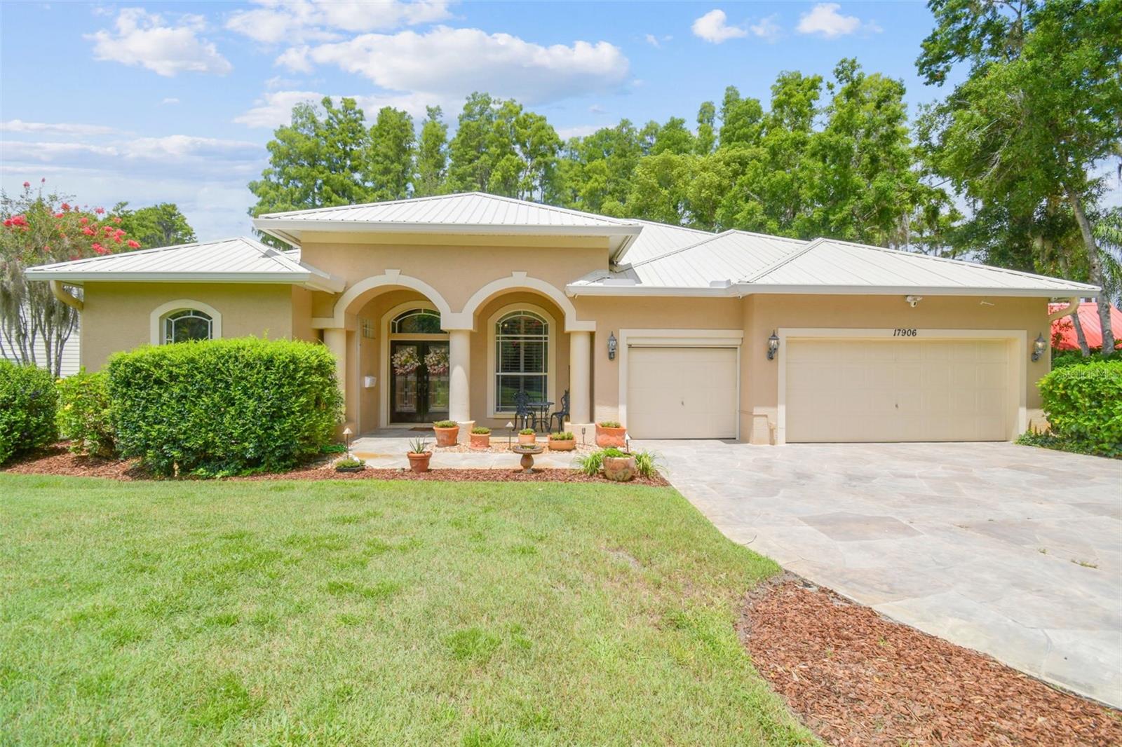 17906 LORETTA LANE